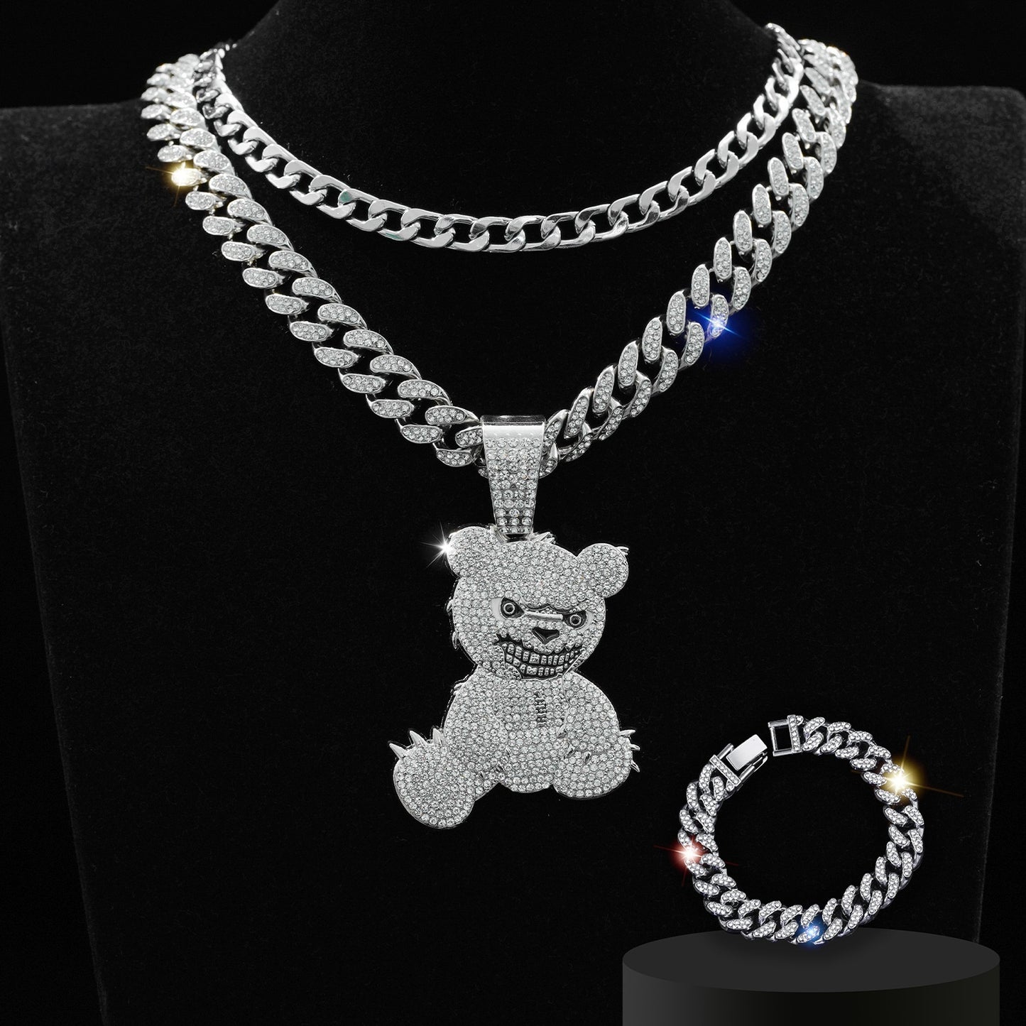 Fully-jewelled Bear Pendant Necklace Bracelet Three-piece Set